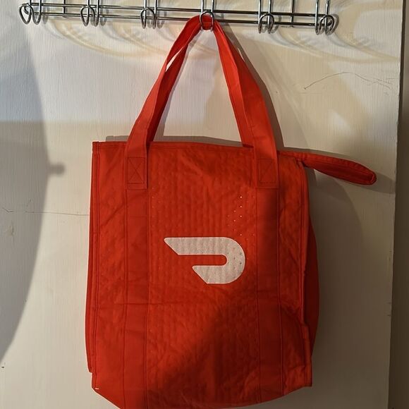 2 Door Dash insulated bag red white 19"x19" travel - Picture 6 of 6